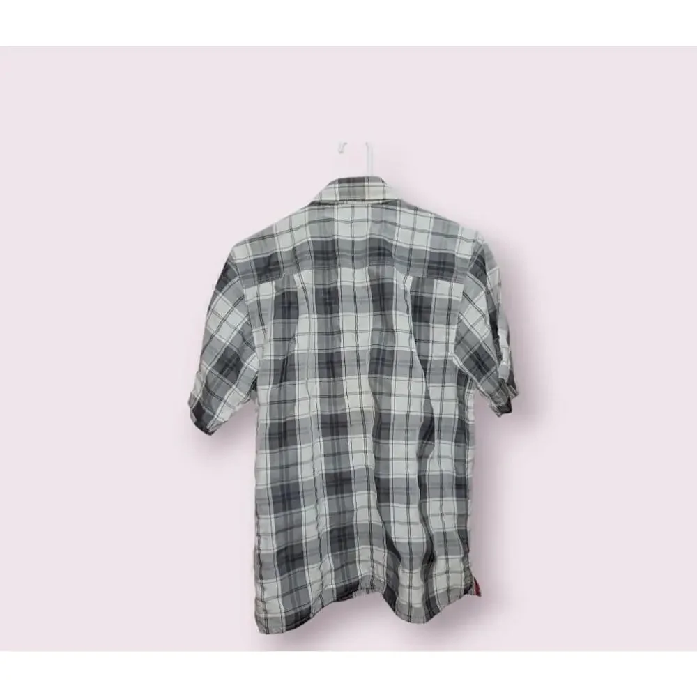 The North Face Gray Plaid Short Sleeve Button Up Shirt Men's Small Preppy